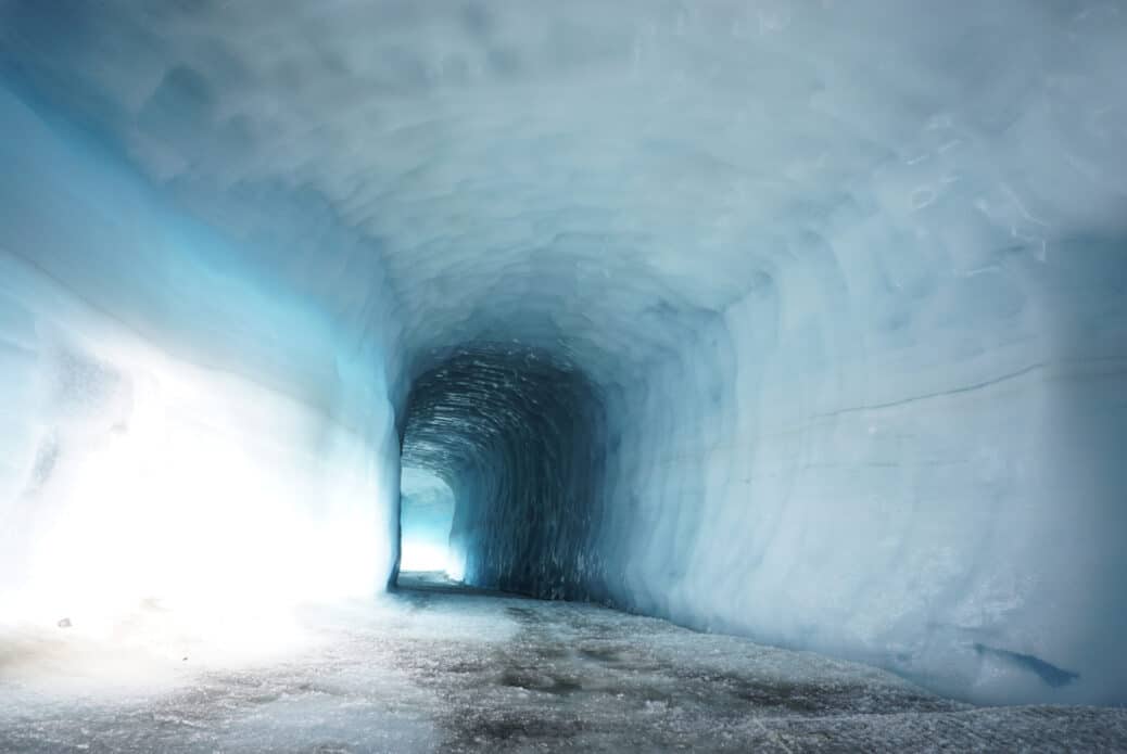 Aventure dans la grotte de glace de Langjökull