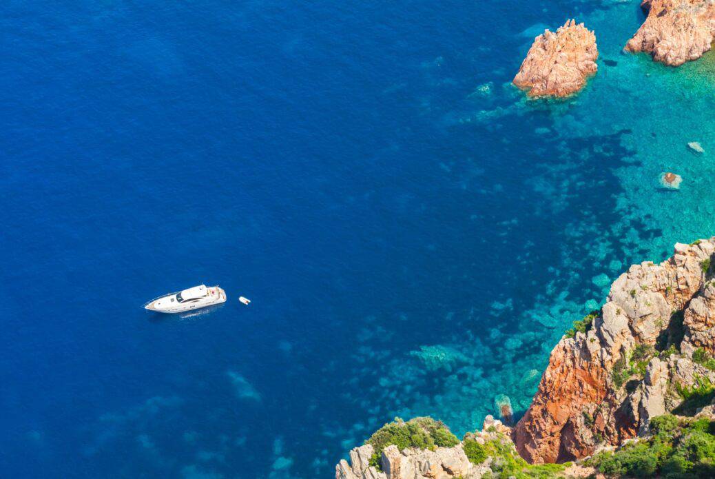 Tour en bateau vers les îles Lavezzi