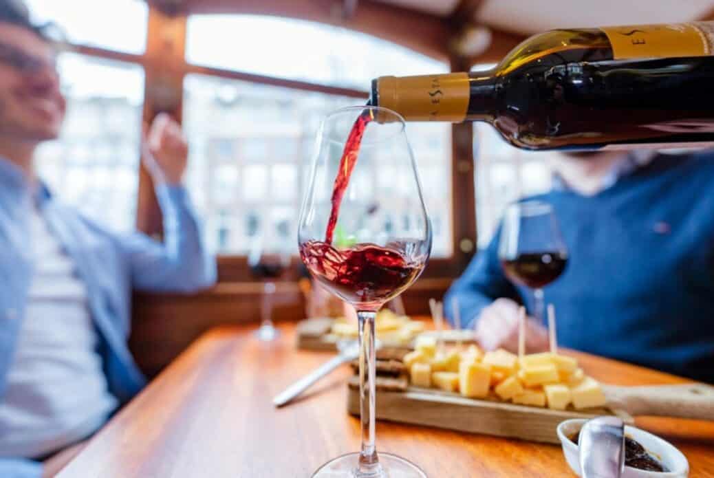 Croisière avec option fromage et vin à volonté