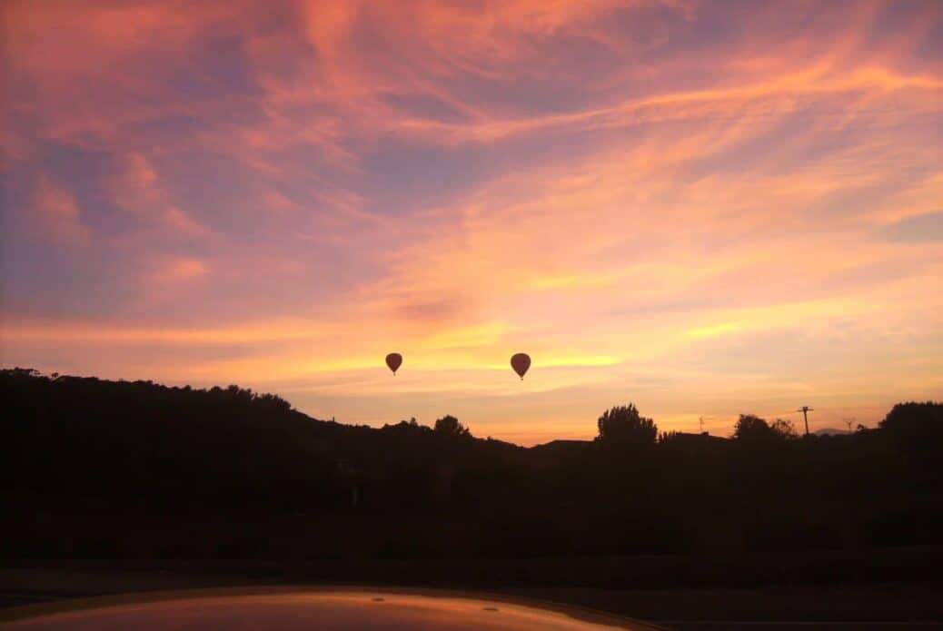 Vol au lever ou coucher du soleil