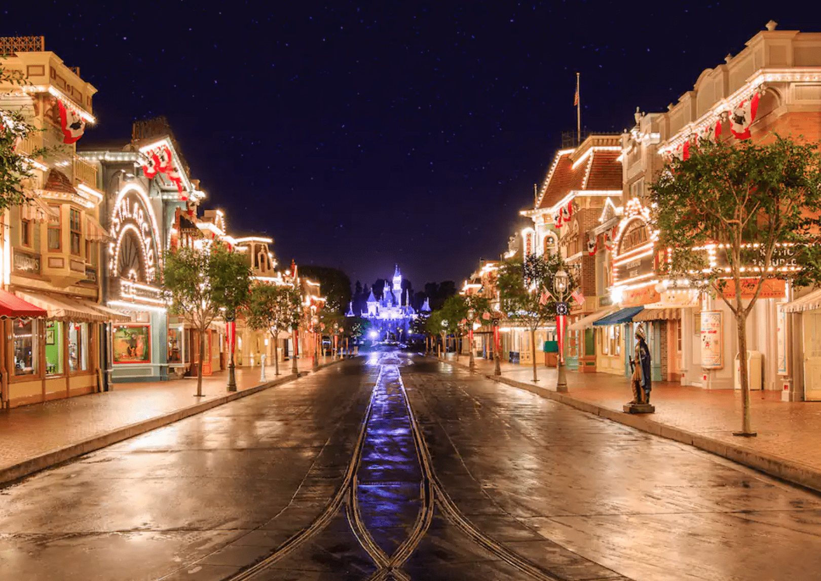 main street visiter disneyland california