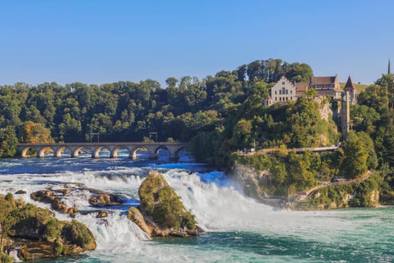 Les chutes du Rhin depuis Zurich