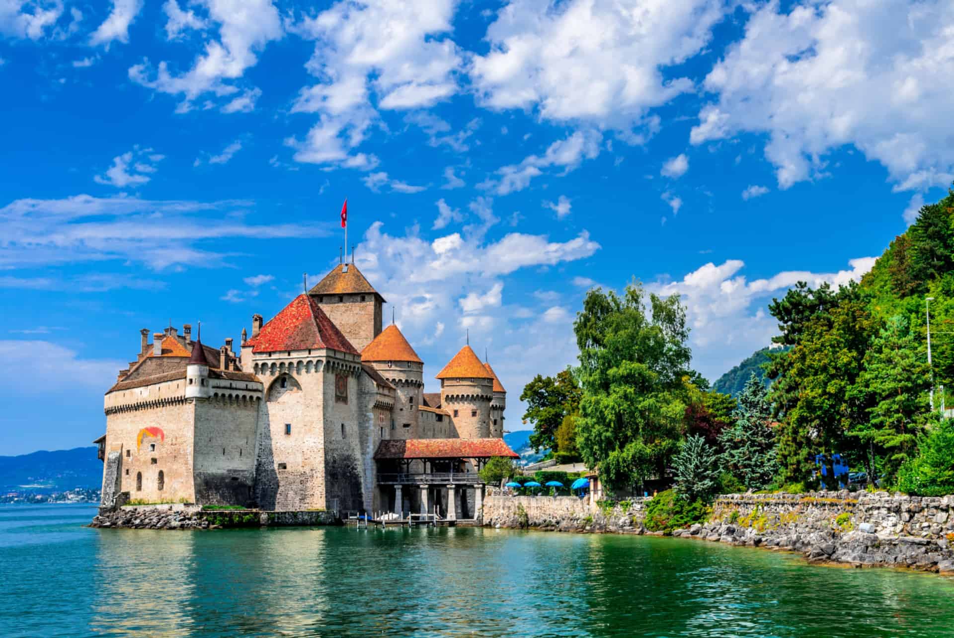 chateau chillon lieux incontournables en suisse