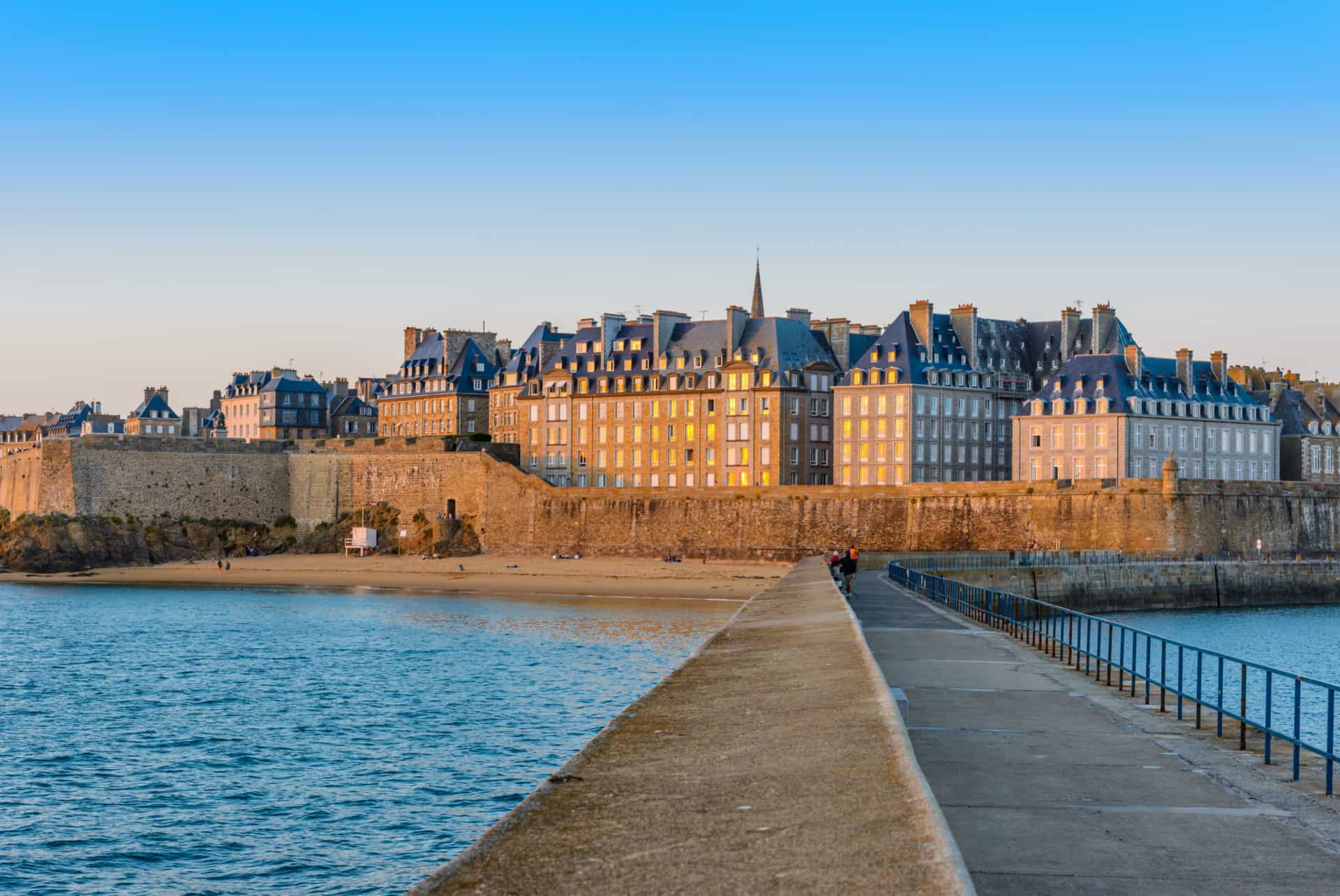 saint malo en bretagne france