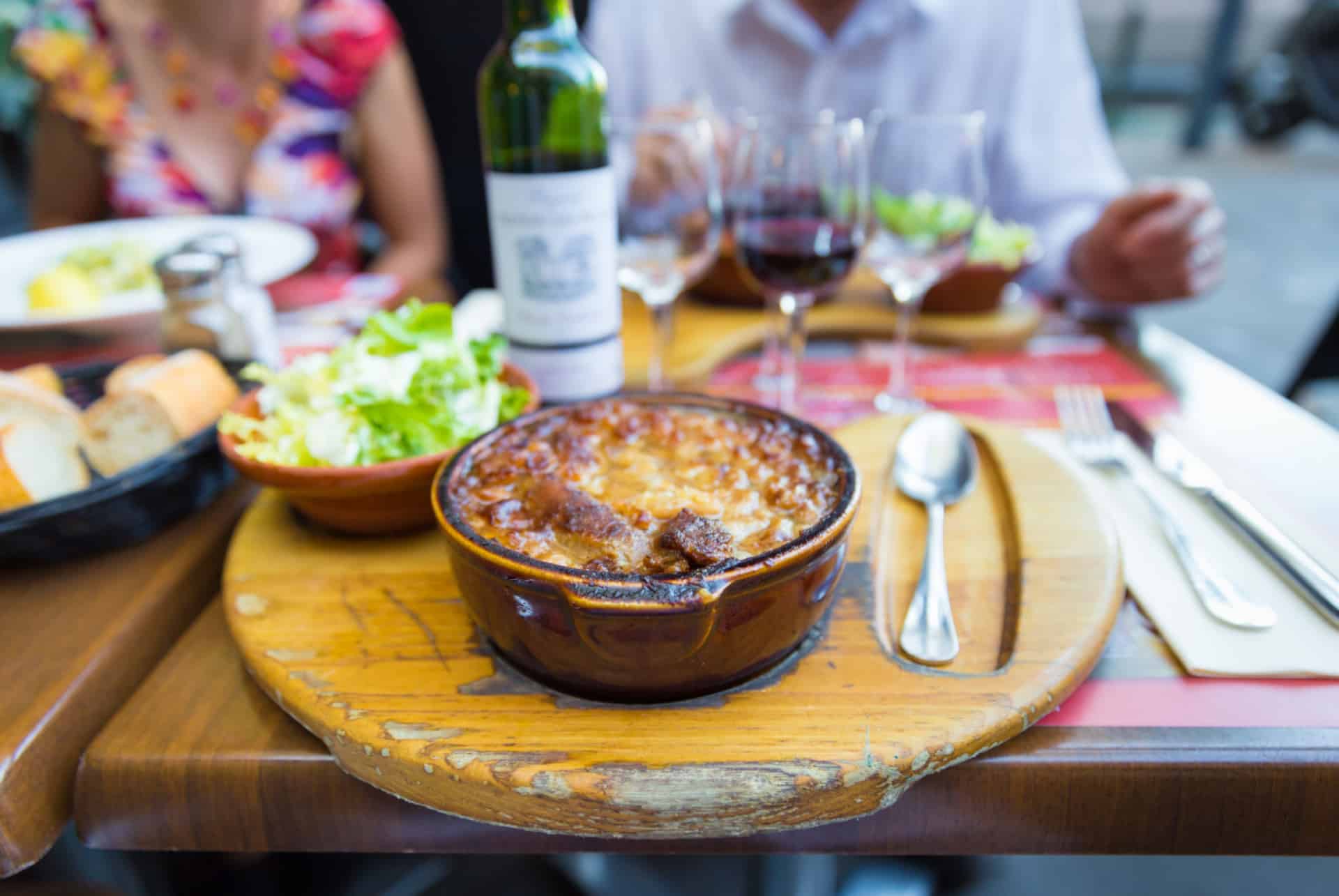 manger un cassoulet a toulouse