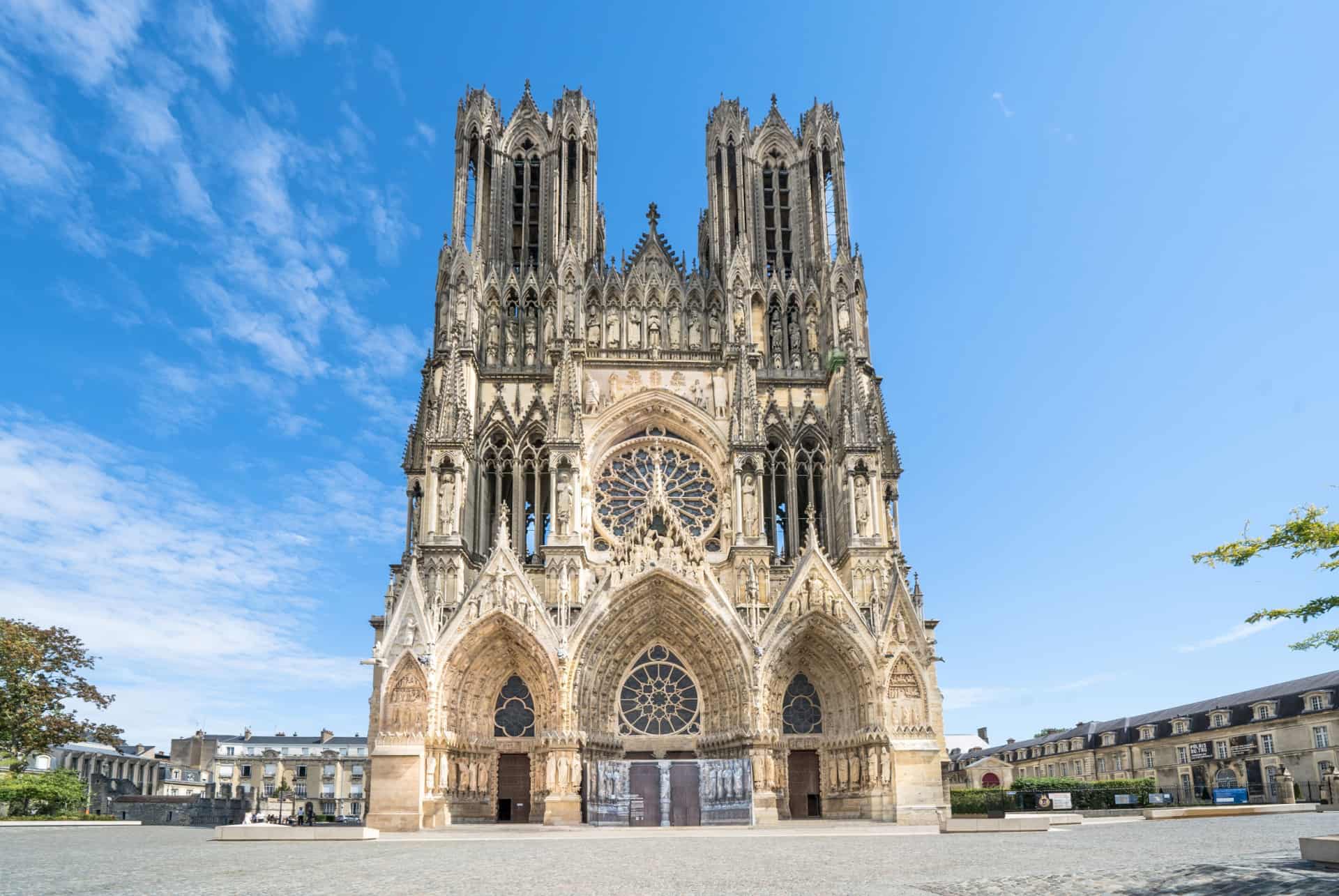 plus grandes cathedrales france  reims