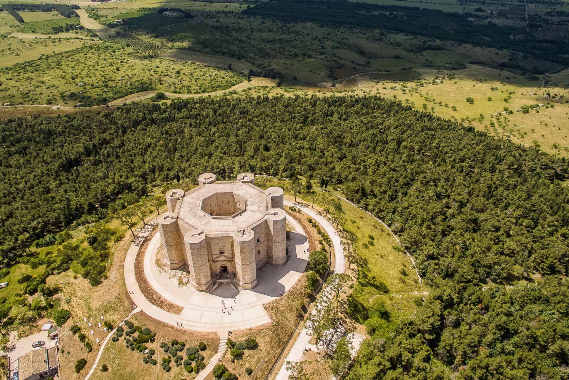 castel del monte pouilles