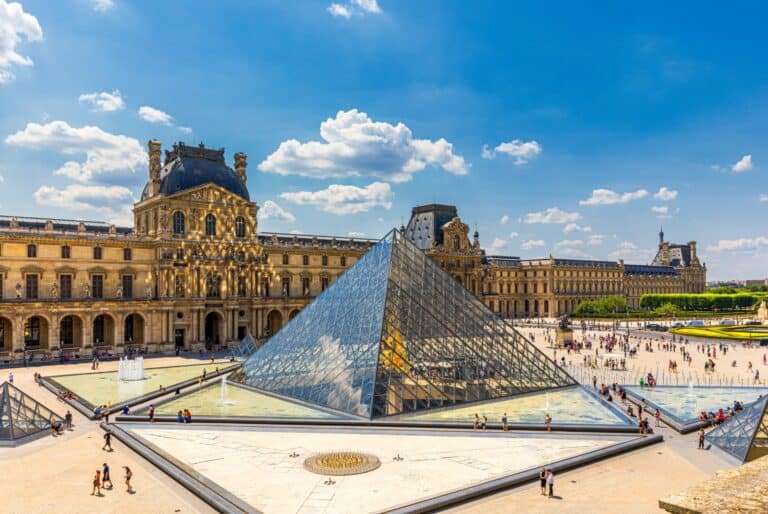 Billet horodaté pour le musée du Louvre