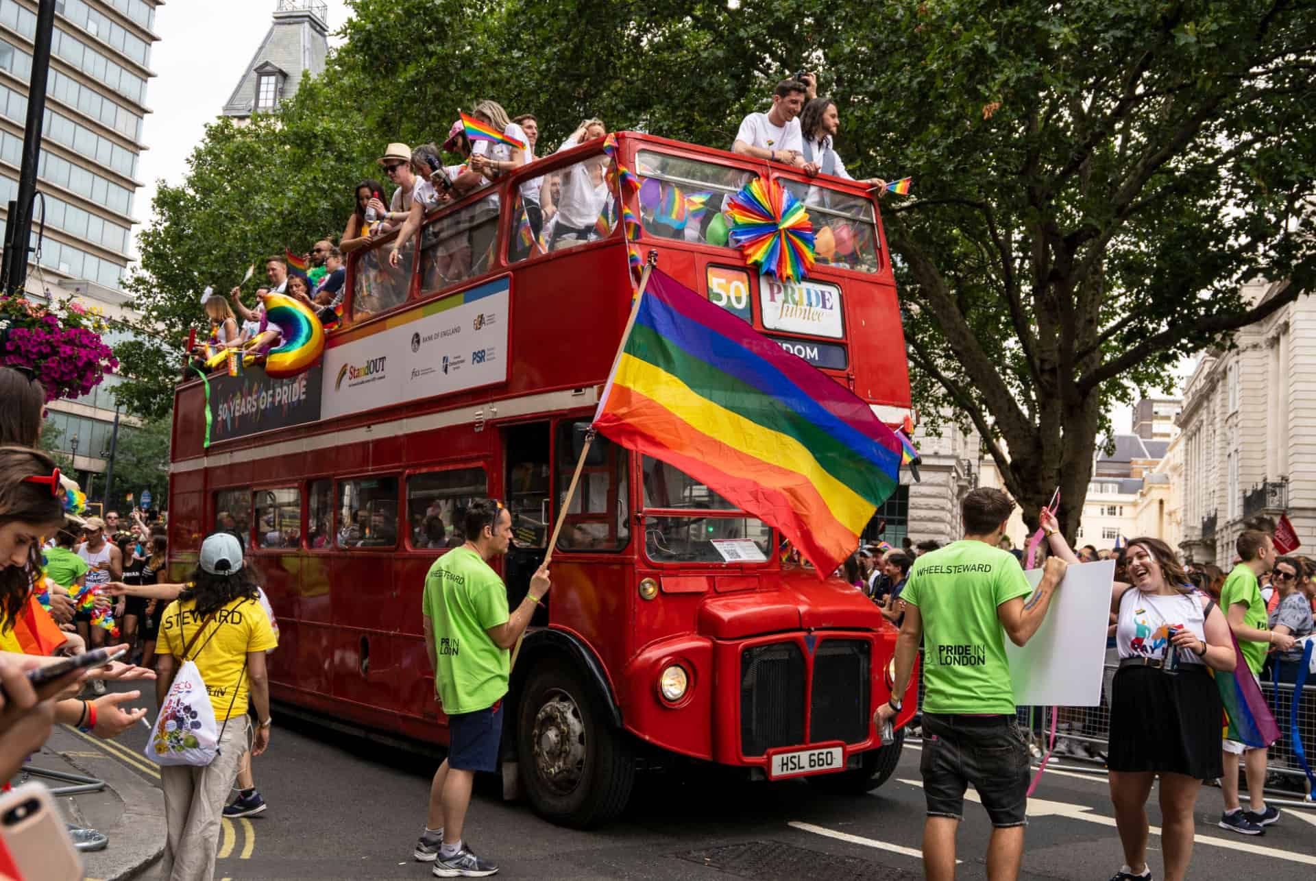 gay pride a londres en juin