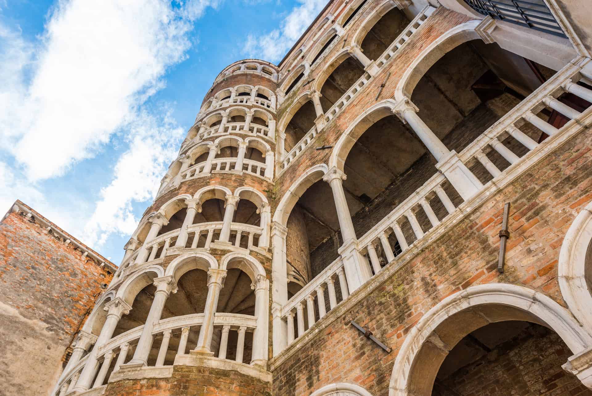 contarini del bovolo