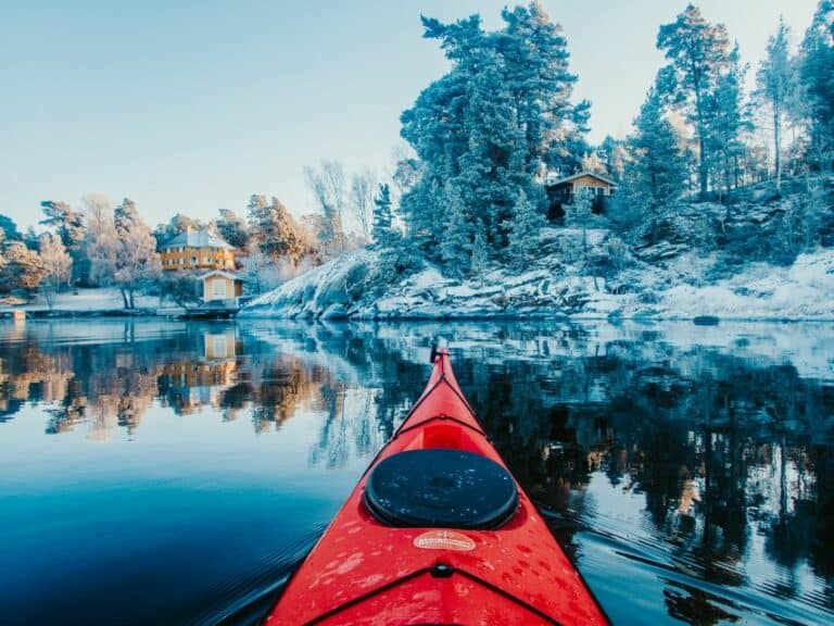 Kayak d'hiver, fika suédois et sauna chaud