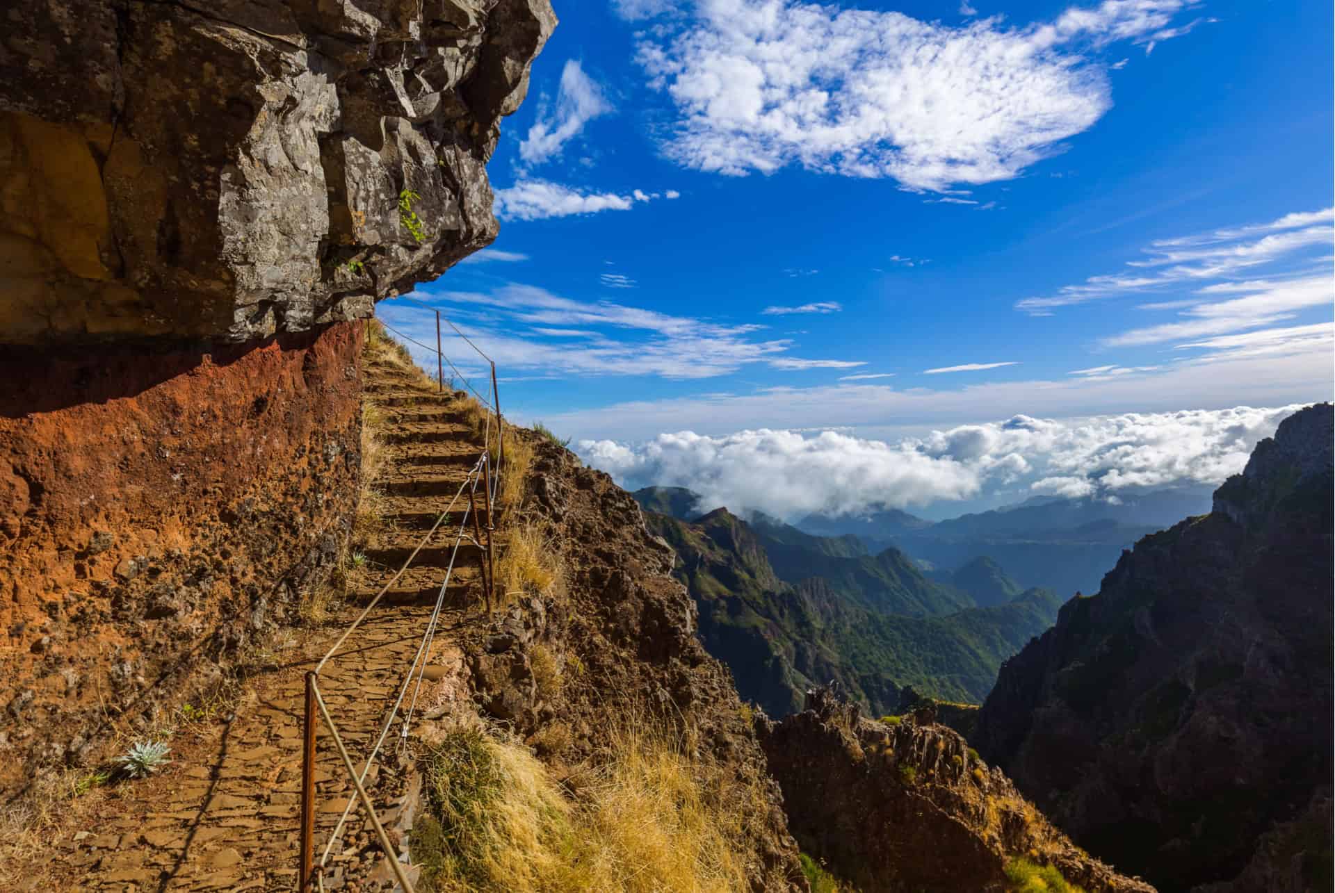 sentier rando au pico ruivo