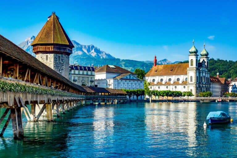 Mont Titlis et Lucerne depuis Zurich