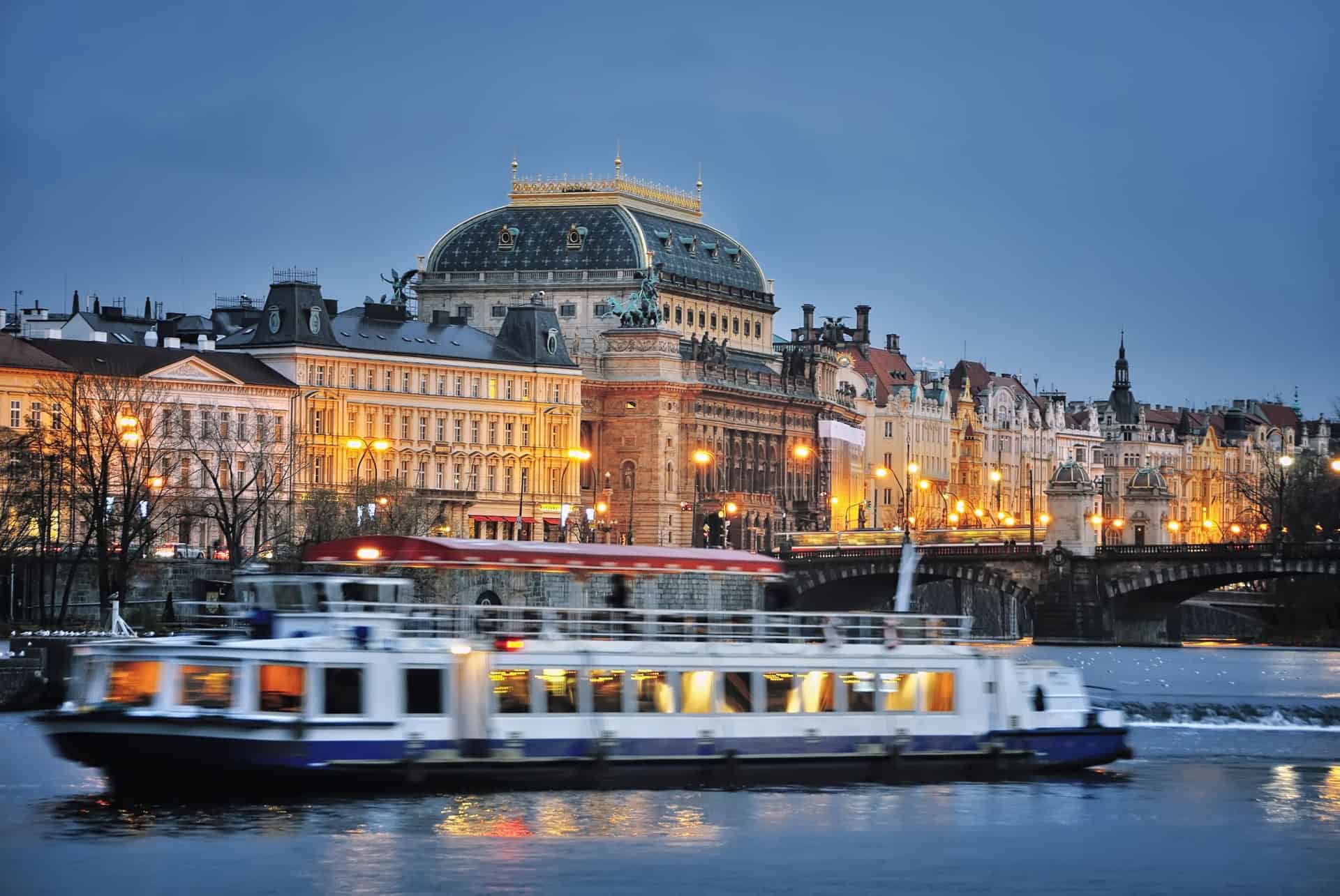 croisiere en soiree prague