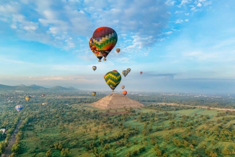 Vol en montgolfière et visite de Teotihuacan